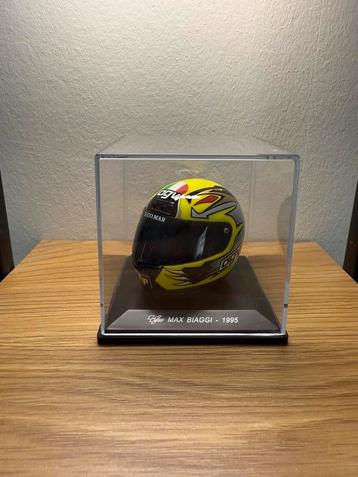 Max Biaggi - 1995 1/2 helm motoGP beschikbaar voor biedingen