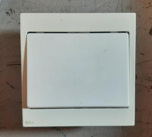 Niko PR85 / PR20 schakelmateriaal, Doe-het-zelf en Bouw, Elektriciteit en Kabels, Gebruikt, Schakelaar, Ophalen of Verzenden