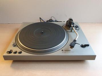 Platenspeler Direct Drive Turntable System Technics SL-1800 beschikbaar voor biedingen