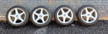 BMW E30 velgen beschikbaar voor biedingen