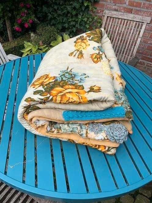 Couvre-lit vintage authentique -, Antiquités & Art, Curiosités & Brocante, Enlèvement