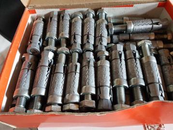 HILTI metalen ankers + bout (56st)