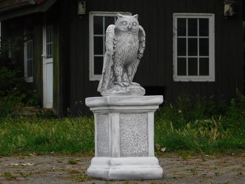 Eenmalig: Uil op Sokkel - 66 cm - Steen, Tuin en Terras, Tuinbeelden, Nieuw, Steen, Ophalen of Verzenden