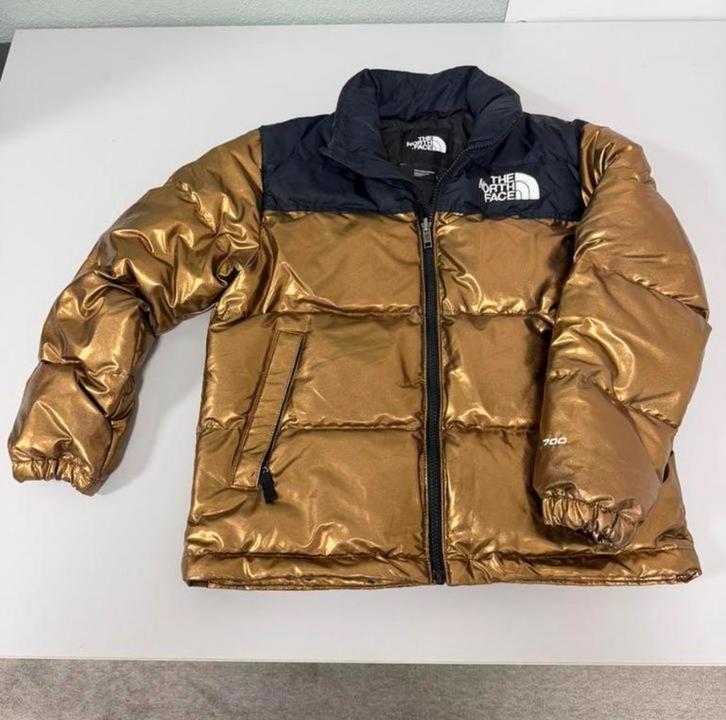 The North Face 1996 Retro Nuptse Metallic Teen L doré, Enfants & Bébés, Vêtements enfant | Taille 170, Comme neuf, Garçon ou Fille
