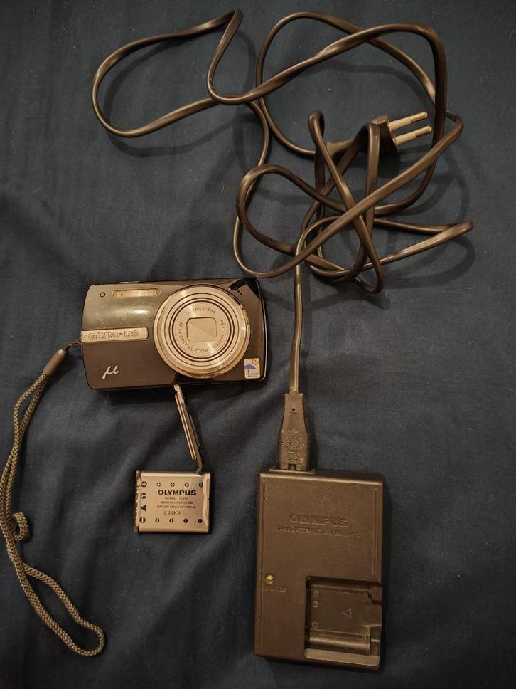 appareil photo numérique Olympus mju 820 8MP noir, Audio, Tv en Foto, Fotocamera's Analoog, Zo goed als nieuw, Compact, Olympus