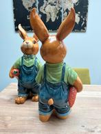 2 lapins identiques à la carotte. Par unité., Divers, Pâques, Comme neuf, Enlèvement ou Envoi