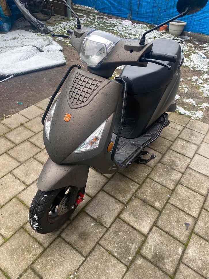 La Souris scooter te koop – project / opknapper, Fietsen en Brommers, Scooters | Piaggio, Ophalen