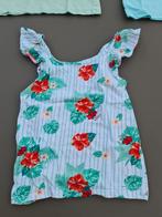 t-shirt met bloemen, 116, Kinderen en Baby's, Kinderkleding | Maat 116, Ophalen of Verzenden, Zo goed als nieuw