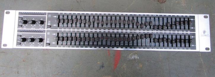 equalizer Behringer GEQ3102, Muziek en Instrumenten, Effecten, Zo goed als nieuw, Equalizer, Ophalen of Verzenden