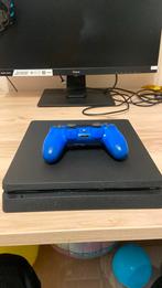 Playstation 4 + bakje, Ophalen of Verzenden, Zo goed als nieuw, Met 1 controller, Slim