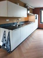 Duurzame rechte keuken 406 cm + 100 cm kast en Siemens ap., Huis en Inrichting, Keuken | Complete keukens, Gebruikt, Ophalen of Verzenden