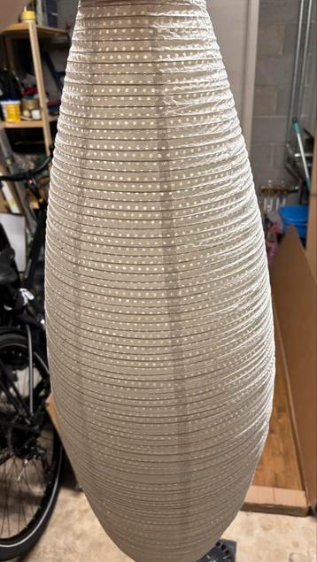SOLLEFTEÅ IKEA witte vloerlamp op statief - 128cm beschikbaar voor biedingen