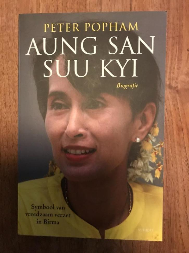Aung San Suu Kyi. Biografie - Peter Popham, Boeken, Biografieën, Gelezen, Politiek, Ophalen of Verzenden