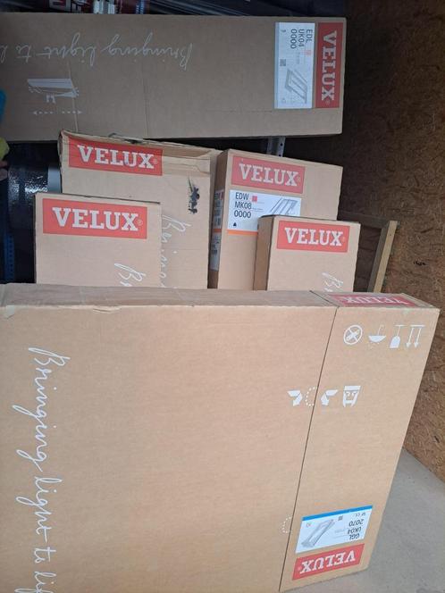 Nieuwe veluxramen te koop !!, Bricolage & Construction, Tuiles & Revêtements de toit, Neuf, Autres types, Autres matériaux, Autres couleurs