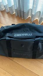 Sporttas castelli, Handtassen en Accessoires, Tassen | Sporttassen, Ophalen, Zo goed als nieuw