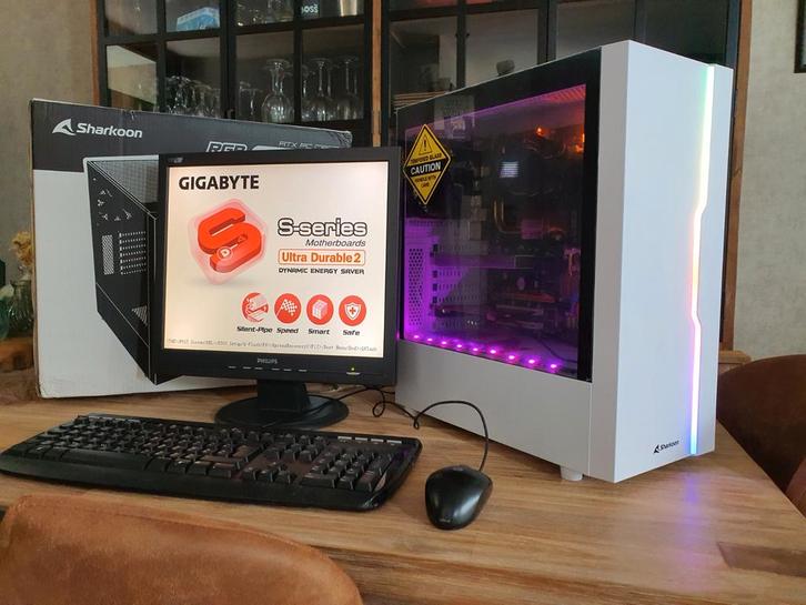 Vintage gaming setup win7 build, Computers en Software, Vintage Computers, Ophalen