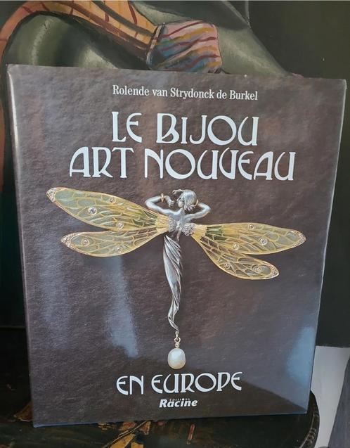 Juwelen in art nouveau in Europa — Éditions Racine 1998, Antiek en Kunst, Curiosa en Brocante, Ophalen of Verzenden
