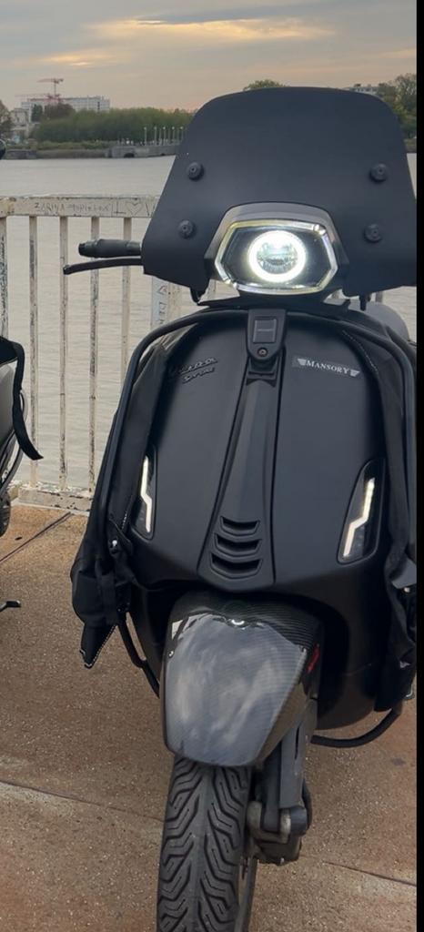 Vespa Sprint, Fietsen en Brommers, Scooters | Vespa, Zo goed als nieuw, Ophalen