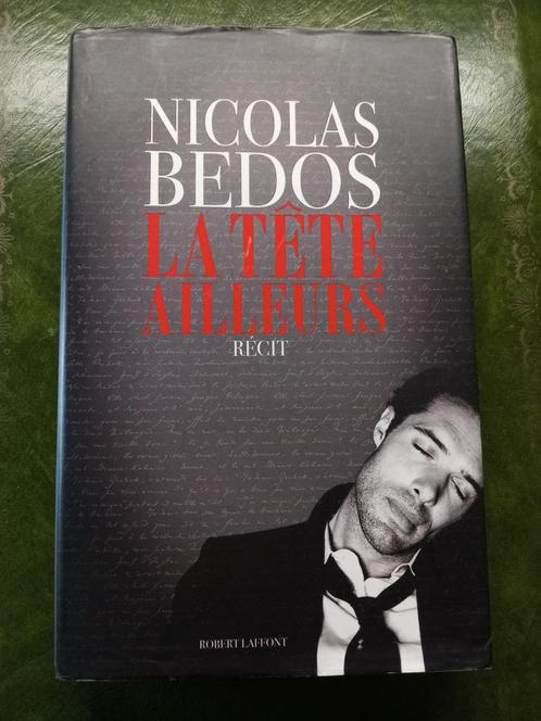 La tête ailleurs - Récit d'une année - Nicolas Bedos, Livres, Biographies, Comme neuf, Cinéma, TV et Média, Enlèvement ou Envoi