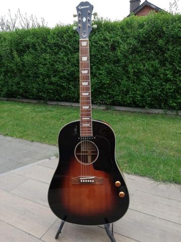 Epiphone EJ-160E "John Lennon" signature