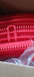 Clips voor vloerverwarmingsbuizen vast te zetten .400 stuks, Ophalen of Verzenden, Nieuw