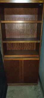 kast , boekenkast ( vol hout), Huis en Inrichting, Ophalen, Gebruikt