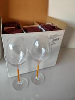 Veuve Clicquot, 6 verres, tige jaune, neufs dans la boîte !, Collections, Vins, Pleine, France, Champagne, Enlèvement ou Envoi