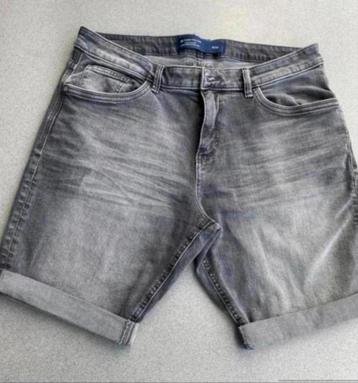 Herenshort, Bermuda Tom Tailor maat W34 beschikbaar voor biedingen