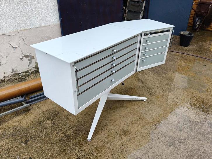 Vintage tandarts kast / Gallus / Pininfarina, Huis en Inrichting, Kasten | Roldeurkasten en Archiefkasten, Gebruikt, Ophalen