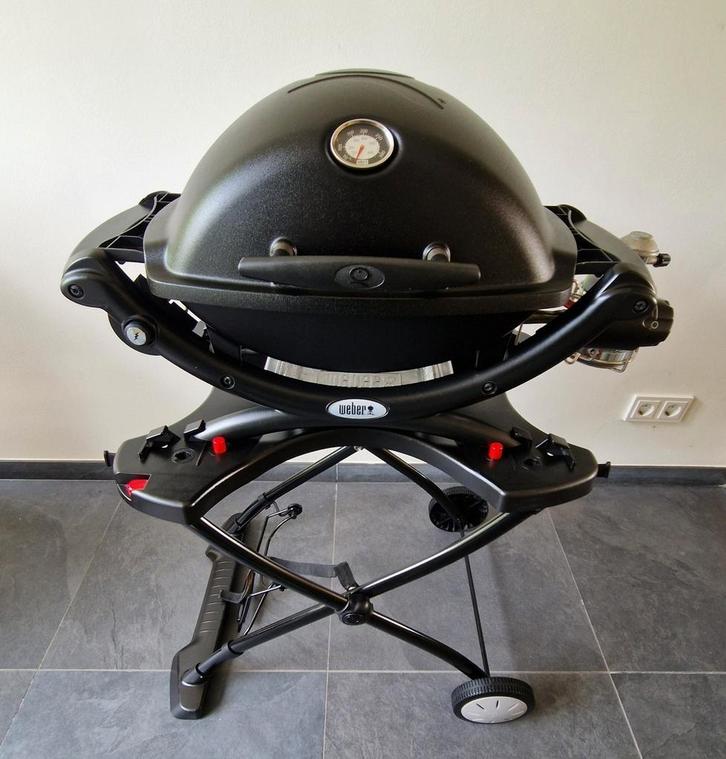 Weber Q1200 Mobile gasbarbecue met onderstel, Tuin en Terras, Gasbarbecues, Zo goed als nieuw, Ophalen
