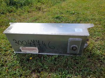 Brandstoftank 45 liter beschikbaar voor biedingen