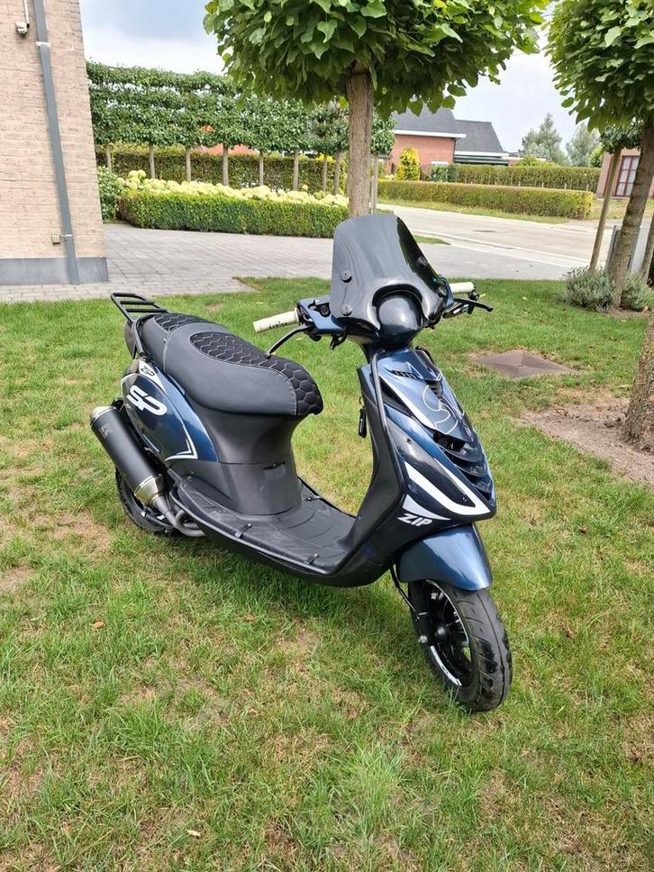 Piaggio Zip 50cc b-klasse, Fietsen en Brommers, Scooters | Piaggio, Zo goed als nieuw, Zip, Klasse B (45 km/u), Benzine, Ophalen