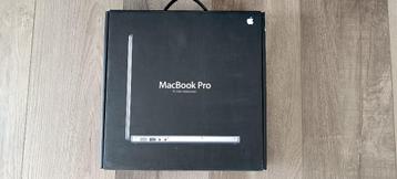 Apple Macbook Pro 15 inch (2006)   beschikbaar voor biedingen