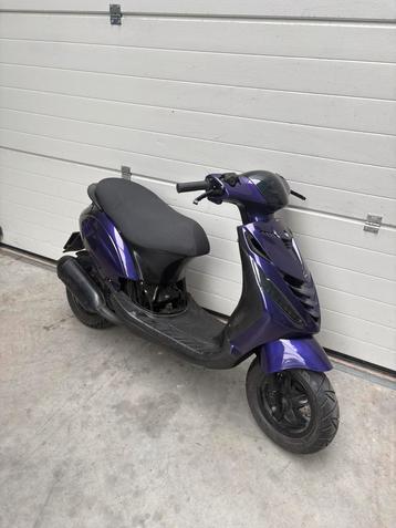 Piaggio Zip 125cc B-klasse (MOET WEG) beschikbaar voor biedingen