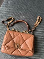 Sac Chanel 19, Enlèvement