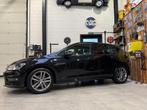 VOLKSWAGEN GOLF 7 - R-LINE - 1.2 BENZINE TOPSTAAT -, Auto's, Voorwielaandrijving, Stof, 4 cilinders, Zwart