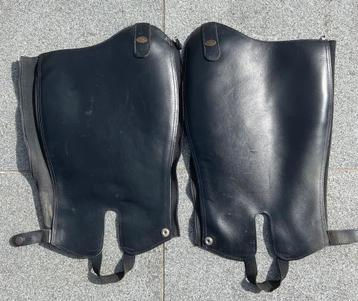 Lederen chaps zwart beschikbaar voor biedingen