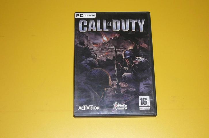 PC cd-rom  :  Call of Duty    :  2 cd (doos 15), Games en Spelcomputers, Games | Pc, Ophalen of Verzenden