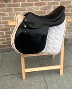 Springzadel Prestige Roma Jump 17 inch + stijgbeugelriemen, Dieren en Toebehoren