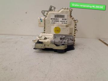 SERRURE DE PORTE ARRIÈRE GAUCHE A4 Avant (B8) (8K0839015C), Utilisé, Arrière, Audi