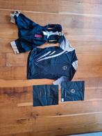 Tomorrowland  Ridley dames shirt M + bibshort M, Vêtements | Femmes, Vêtements de sport, Enlèvement ou Envoi, Comme neuf