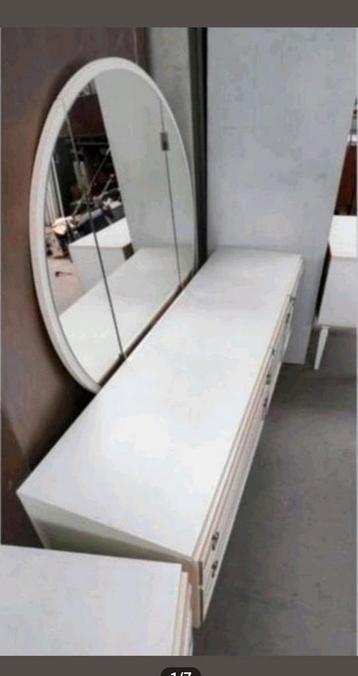 Armoire à glace, commode, table de chevet, armoire d'appoint, Enlèvement, Utilisé