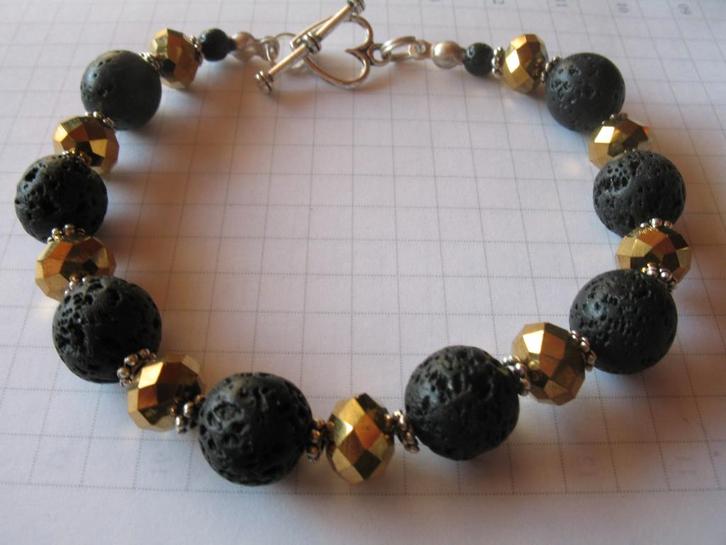 Armband: lava parels en kristal: goud, Handtassen en Accessoires, Armbanden, Nieuw, Goud, Goud, Met bedels of kralen, Met kristal