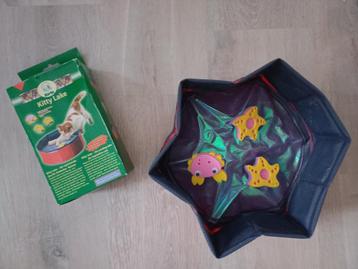 Zwembadje kat beschikbaar voor biedingen