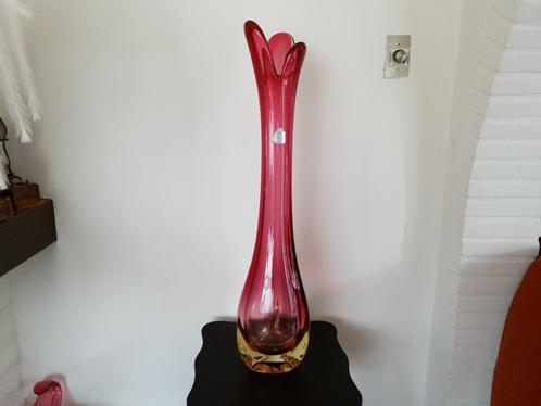 Muranovase par Fratelli Toso des années 1940 Hauteur 82 cm,, Maison & Meubles, Accessoires pour la Maison | Vases, Utilisé, Rouge