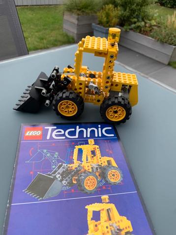 Lego Technic Front End Loader 8828 beschikbaar voor biedingen