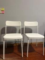 White Chairs – Good Condition – Leuven, Huis en Inrichting, Stoelen, Ophalen, Overige materialen, Twee, Overige kleuren