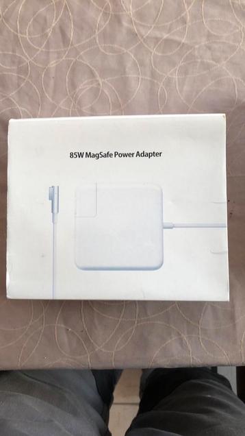 MagSafe 85w beschikbaar voor biedingen