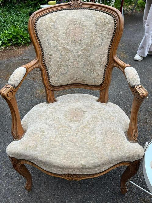 Elegant Louis XV-stoel, Antiek en Kunst, Antiek | Meubels | Stoelen en Sofa's, Ophalen