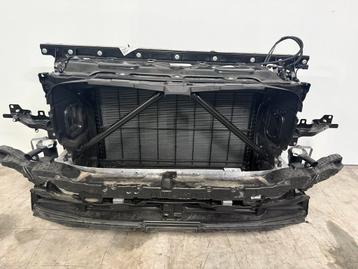 BMW G05 G06 30iX FRONTPANEEL -TIZ AUTOPARTS- beschikbaar voor biedingen